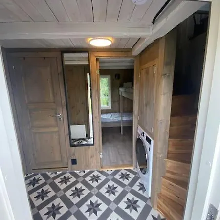 Unik Overnatting I Stabbur/Minihus Lunde  Exterior photo